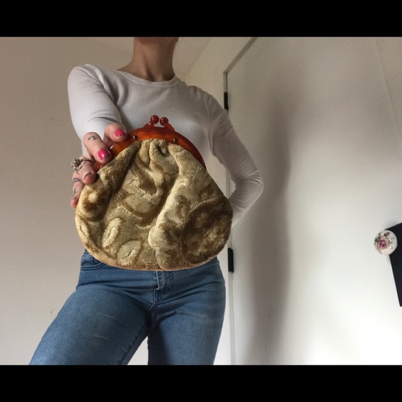 Vintage Couch Clutch - Picture 2 of 9